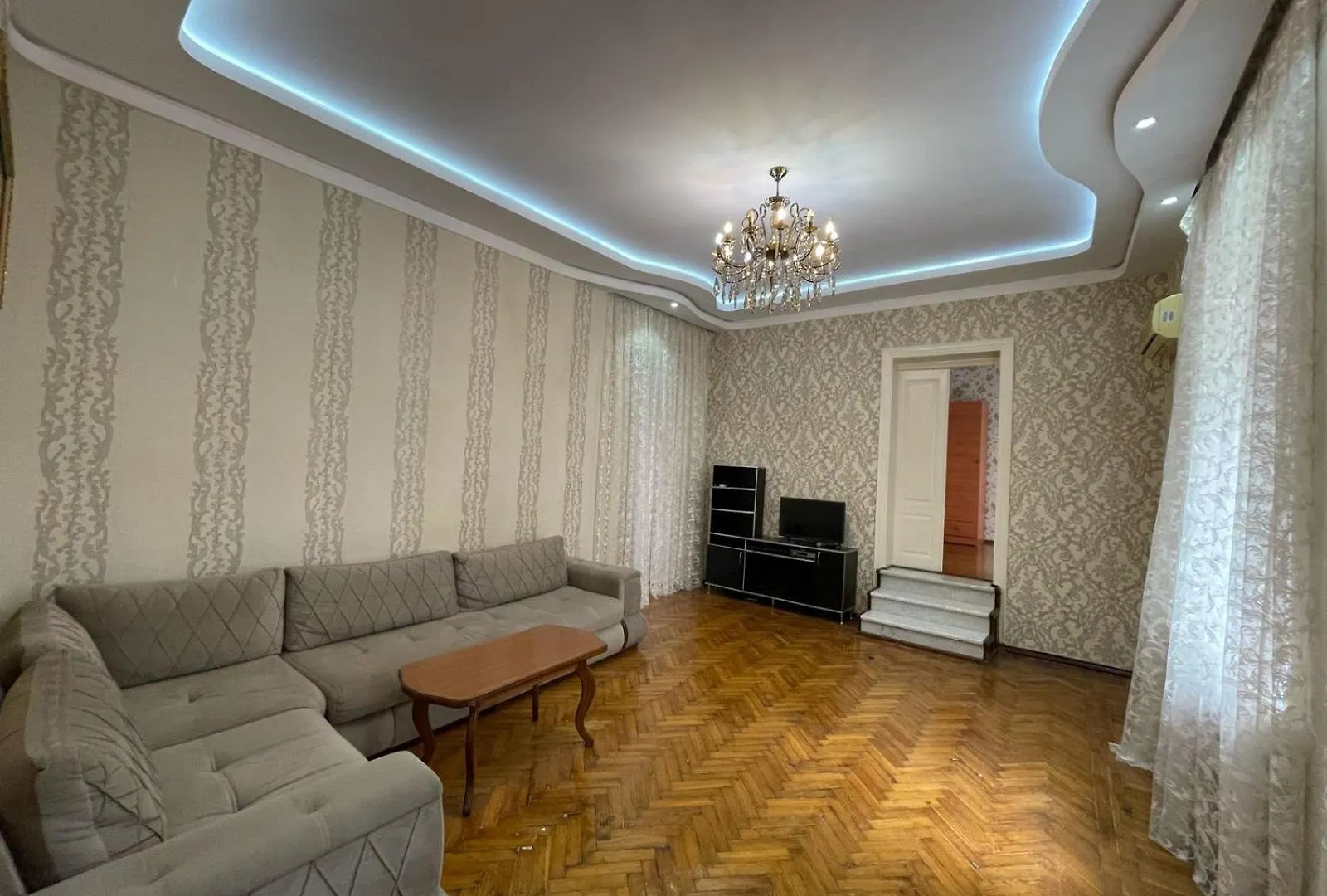 Sweet Home & Hostel Bakü
